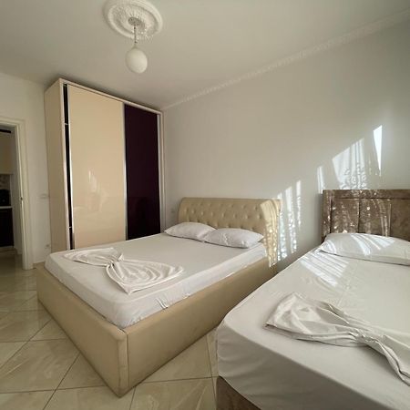 Leo Apartament ドゥラス エクステリア 写真