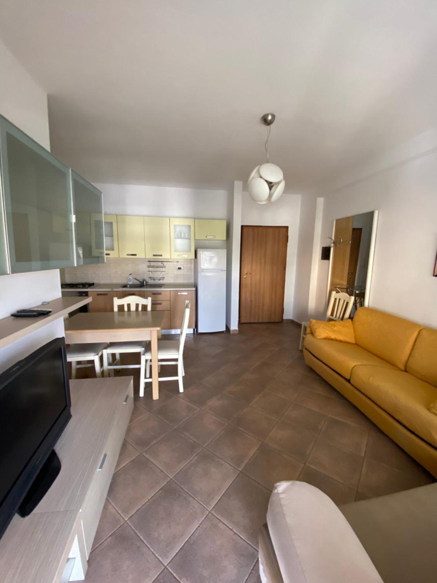 Leo Apartament ドゥラス エクステリア 写真
