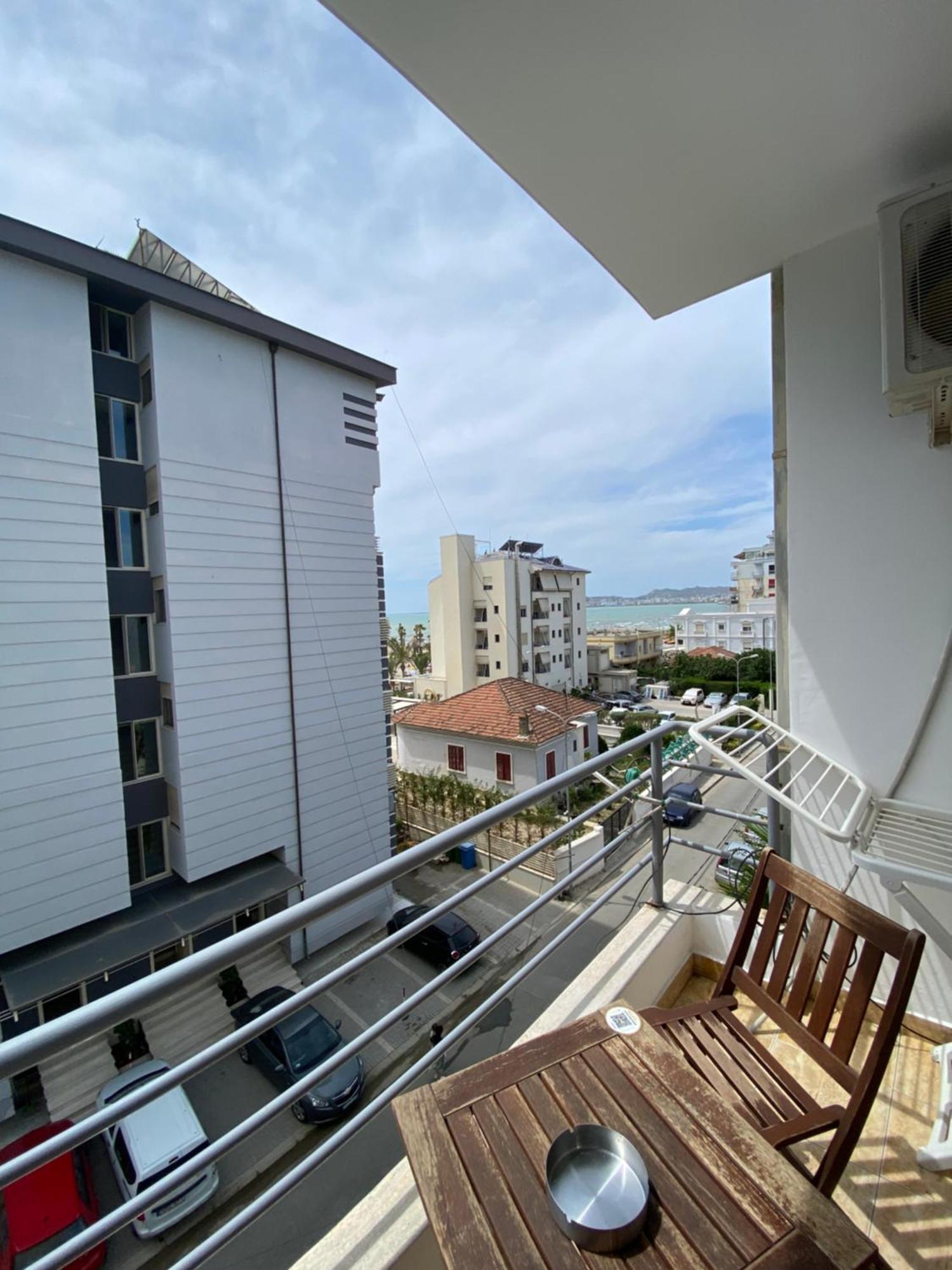 Leo Apartament ドゥラス エクステリア 写真