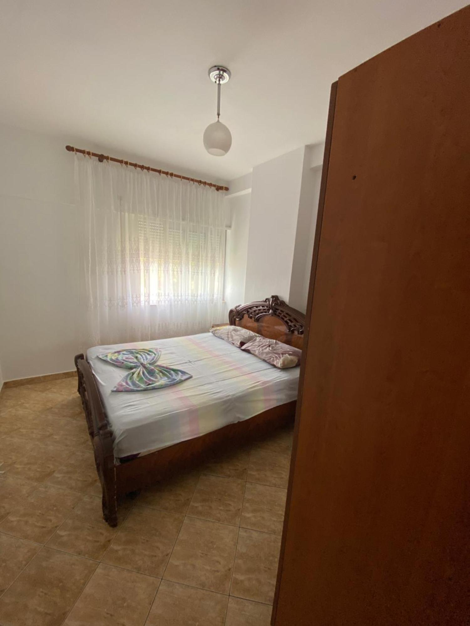 Leo Apartament ドゥラス エクステリア 写真